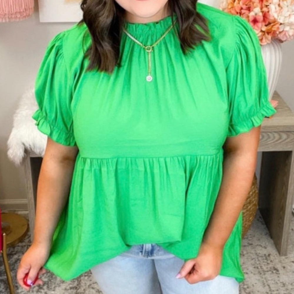 Elegant Green Women's Blouse